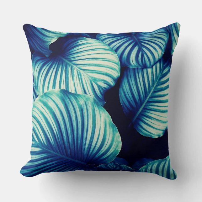 Big Blue Tropical Leaves Kussen (Voorkant)
