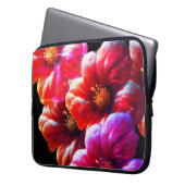 Big, Bold, Beautiful Flowers on an Electronics Bag Laptop Sleeve (Voorkant Links)