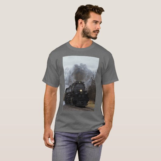 Big Boy 4014 rook en stoom in Black Wolf Kansas T-shirt (Voorkant volledig)