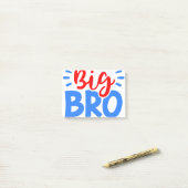 BIG BRO in rood en blauw Post-it® Notes (Op bureau)