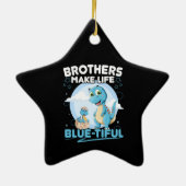 Big Brother Dinosaurus Mooi Leven Pun Keramisch Ornament (Achterkant)