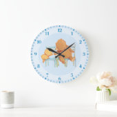 Big Brown Bear Helps Little Yellow Bear Grote Klok (Huis)