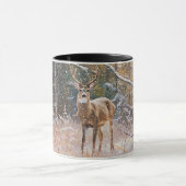 Big Buck Hertengewei in Sneeuw en Bomen Kunst Mok (Midden)