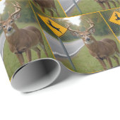 Big Buck Posing door een herten kruising teken Cadeaupapier (Rol Hoek)