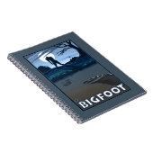 Big Foot loopt door Golf Course Notitieboek (Rechterzijde)