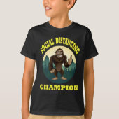 Big Foot Social Distancing Funny T-shirt (Voorkant)