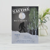 Big Foot Wild Avontuur Verjaardag Kaart (Staand voorkant)