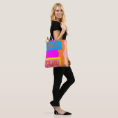 Big Fun Pink Lemon met logo bericht Tote Bag (Op model)