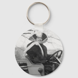 Big Fur Coat, begin jaren 1900 Sleutelhanger