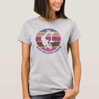 Big Island Pond Lake Vintage Retro Stijl Roze Tint T-shirt