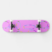 Big Loops op Roze Skateboard (Horizontaal)