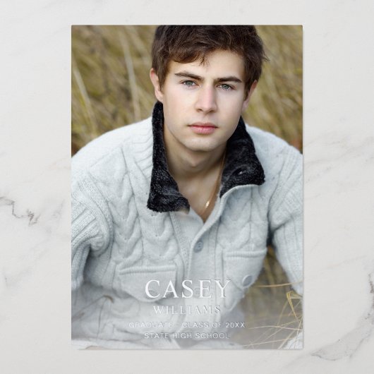 Big Mod Name Photo Graduparty Vertical Light Folie Uitnodiging (Voorkant)