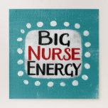 Big Nurse Energy Jigsaw Puzzel<br><div class="desc">"Big Nurse Energy" is een schattig tekstontwerp in blauw met zwarte en rode tekst,  samen met een witte accentvorm en witte gestructureerde grillige stippen eromheen.</div>