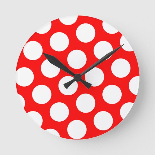 Big Red en White Polka Dots Ronde Klok (Voorkant)