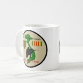 Big Red One Vietnam Vet Patch Coffee Cup Koffiemok (Voorkant links)