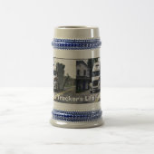 Big Rig White Cargo Truck voor vrachtwagenchauffeu Bierpul (Center)