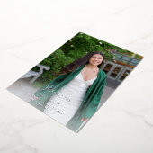 Big Script Name Photo Afstudeerder Party Vertical Folie Uitnodiging (Gedraaid)