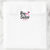 Big Sister Custom Naam met roze harten Ronde Sticker (Tas)