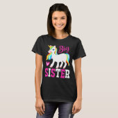 Big Sister Magical Unicorn w. Rainbow Mane & Tail T-shirt (Voorkant volledig)