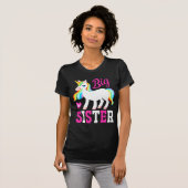 Big Sister Magical Unicorn w. Rainbow Mane & Tail T-shirt (Voorkant volledig)