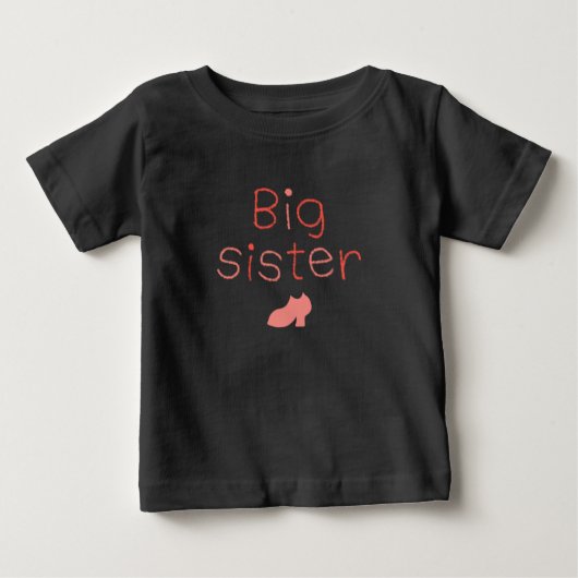 "Big Sister" met een T-shirt voor de schoenen (Fam (Voorkant)