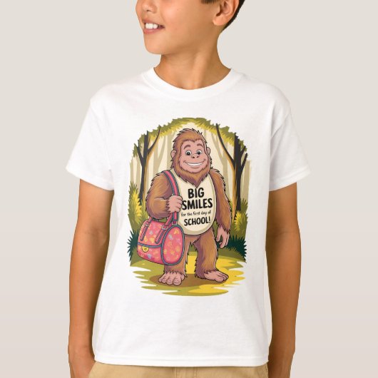 Big Smiles First Day of School Bigfoot Kid's T-shirt (Voorkant)