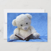 Big Teddy Bear leest de uitnodiging van de boekjes (Achterkant)