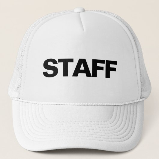 Big Text Bold Font Vrouwen Mannen Personeel Wit Trucker Pet (Voorkant)