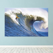 Big Wave bij de Mavericks Surfred Competition Canvas Afdruk (Insitu (Houten vloer))