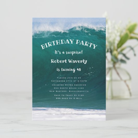 Big Wave Jongens Surprise Birthday Party Invitatio Kaart (Staand voorkant)