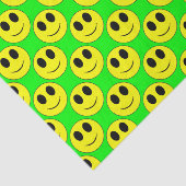 Big Yellow Happy Face Allover Tissuepapier (Detail)