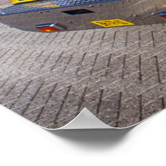 Big Yellow Tow Poster (Hoek)