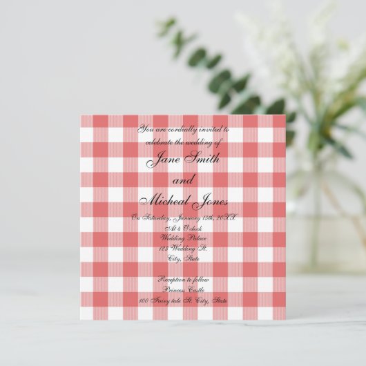 Bigende monogram rode gingham-controleurs kaart (Staand voorkant)
