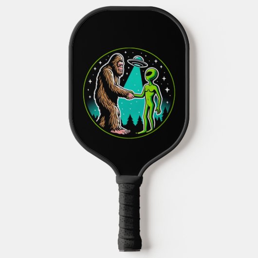 Bigfoot Alien Alliance - Grappige Scifi Cryptid Pickleball Paddle (Voorkant)