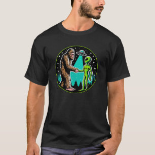 Bigfoot Alien Alliantie - Grappige Scifi Cryptid T-shirt