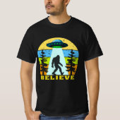 Bigfoot alien gelooft t-shirt (Voorkant)