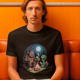 Bigfoot Alien UFO Cryptid Paranormale Nacht T-shirt
