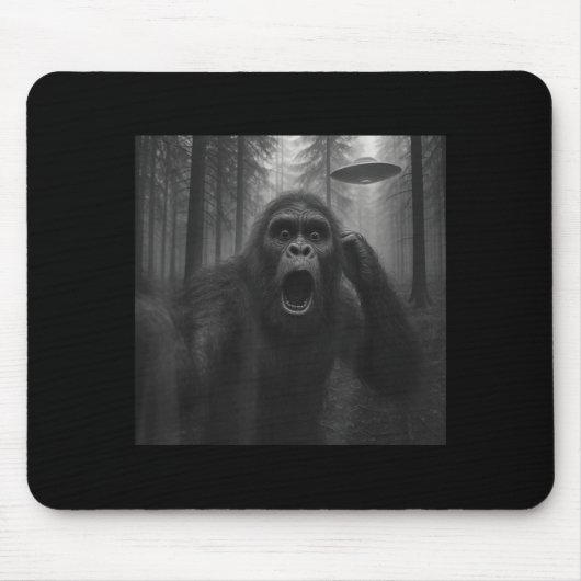 Bigfoot Alien Ufo Selfie Grappige Sasquatch Meme M Muismat (Voorkant)