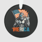 Bigfoot Amerika Rock Amerikaanse Vlag Ornament (voorkant)