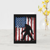 Bigfoot Amerikaanse vlag grappig 4 juli Patriottis Kaart (Gele Bloem)