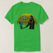 Bigfoot and Alien Conspiracy Bigfoot Sasquatch T-shirt (Design voorkant)