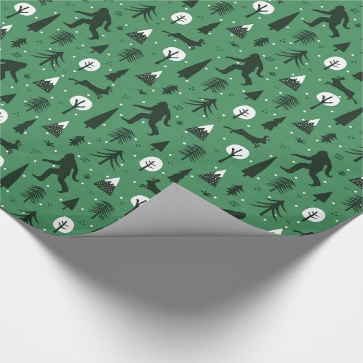 Bigfoot and Jackalope in de Bossen Pattern Dark Gr Cadeaupapier (Hoek)