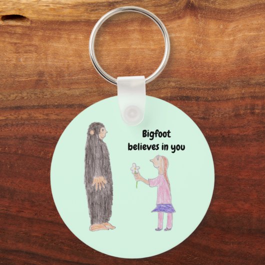 Bigfoot Believes in You Keychain (Achterkant)