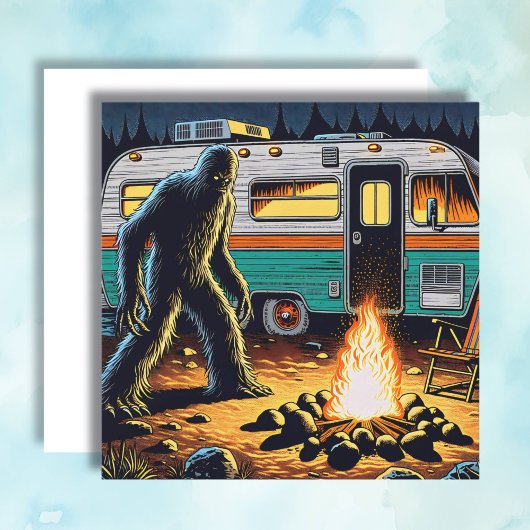 Bigfoot bij Campfire en Retro Rv Kaart