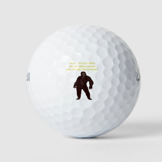 Bigfoot breekt zich uit en zoekt naar spel golfballen (Voorkant)