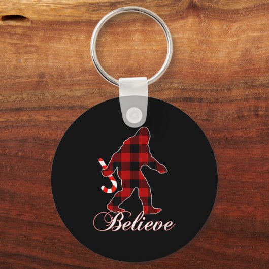Bigfoot Buffalo Plaid Believe Candy Cane Christmas Sleutelhanger (Voorkant)