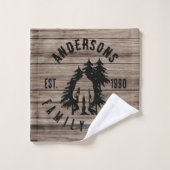Bigfoot Cabin rustieke houten familie aangepaste n Bad Handdoek (Wasdoekje)