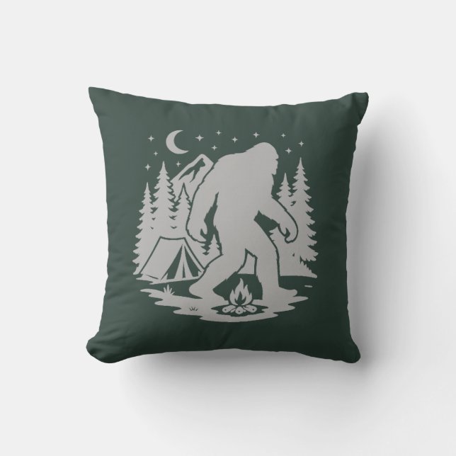Bigfoot Camping Throw Pillow Kussen (Voorkant)