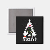 Bigfoot Carrier met kerstboom Sasquatch Believer Magneet (Voorkant / Achterkant)
