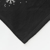 Bigfoot Carrying Christmas Tree Sasquatch Believer Fleece Deken (Hoek)